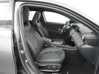 Mercedes-Benz A-Klasse Mercedes-Benz A-klasse 200 AMG Line RIJKLAARPRIJS INCL. 12 MND. BOVAGGARANTIE | PANO | CAMERA | AMBILIGHT - afbeelding nr 51