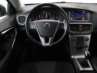 Volvo V40 Volvo V40 2.0 T2 Nordic+ | Stoelverwarming | Harman/Kardon |  LED | Cruise control | Navigatie | Bleutooth | Climate control - afbeelding nr 3