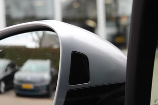Porsche Panamera Porsche Panamera 2.9 4 E-Hybrid / Panoramadak / 360Camera / Achterasbesturing / Head-up / 21'' / Burmester / Softclose / Sportuitlaat / Sportdesign + Chrono / Keyless / DAB / ACC / Stoelventilatie - afbeelding nr 30
