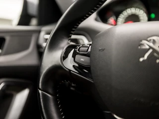Peugeot 308 Peugeot 308 1.2 PureTech Sport (APPLE CARPLAY, GROOT NAVI, LM VELGEN, PARKEERSENSOREN, SPORTSTOELEN, CRUISE, LANE ASSIST, NIEUWSTAAT) - afbeelding nr 18