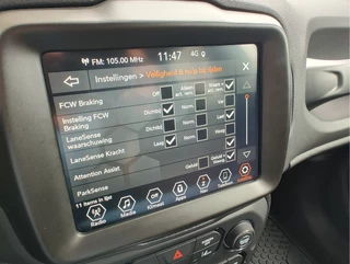 Jeep Renegade Jeep Renegade 4xe 240 PLUG-IN HYBRID ELECTRIC NEW UPLAND AUT. Keyless | Dodehoeksensoren | Navi | Carplay - afbeelding nr 31