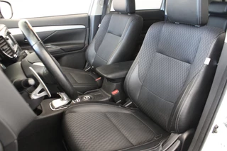 Mitsubishi Outlander |Camera|Navi|Trekhaak| - afbeelding nr 11