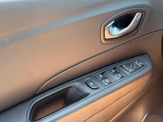 Renault Captur Renault Captur 0.9 TCE 90PK LED NAVIGATIE CAMERA ECC-AIRCO - afbeelding nr 15