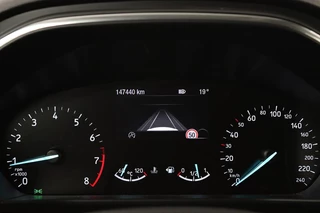 Ford Focus Ford Focus 1.5 EcoBoost Titanium | Stoel & stuurverwarming |  Adaptive cruise | Full LED | Camera | Trekhaak | Carplay | Climate control - afbeelding nr 28