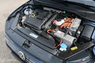 Volkswagen Passat Volkswagen Passat 1.4 TSI GTE, TREKHAAK, CARPLAY, KEYLESS - afbeelding nr 24