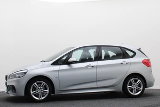 BMW 2 Serie M-Pakket, Climate, Cruise, Navigatie, Bluetooth, Sportstoelen, PDC, 17'' - afbeelding nr 8