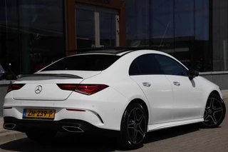 Mercedes-Benz CLA Mercedes-Benz CLA 180 AMG | Night pakket | Pano | Sfeerverlichting | Camera - afbeelding nr 11