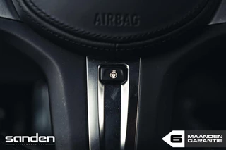 BMW 1 Serie BMW 1-serie M135i xDrive|individual color|H&R|gele DRL|concaver - afbeelding nr 61