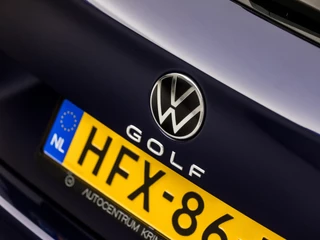 Volkswagen Golf Volkswagen Golf Variant 1.0 TSI Luxury Sport (APPLE CARPLAY, GROOT NAVI, SFEERVERLICHTING, STUUR/STOELVERWARMING, SPORTSTOELEN, KEYLESS, PARKEERSENSOREN, NIEUWSTAAT) - afbeelding nr 27