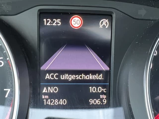 Volkswagen Passat Panoramadak Led Matrix ACC Camera Parkeersensoren Chroom Pakket Stoelverwarming 1/2 Leder Alcantara NL Auto 1e Eigenaar - afbeelding nr 13