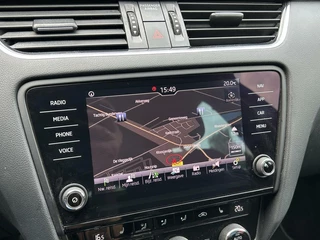Škoda Octavia Skoda Octavia Combi 1.0 TSI Ecc/Pdc/Navigatie/Chrome - afbeelding nr 13