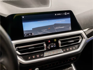 BMW 3 Serie BMW 3 Serie 330i High Executive M Sport 259Pk Automaat (SCHUIFDAK, M PAKKET, HEAD-UP DISPLAY, LASER KOPLAMPEN, CARBON INLEG, HARMAN/KARDON, LEDER/ALCANTARA, APPLE CARPLAY, STUUR/STOELVERWARMING, NIEUWSTAAT) - afbeelding nr 9