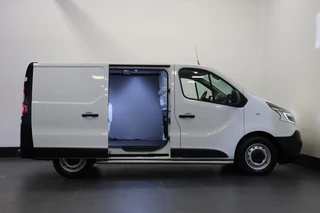 Renault Trafic - A/C Climate - Cruise - Navi - Trekhaak - €13.950,- Excl. - afbeelding nr 18