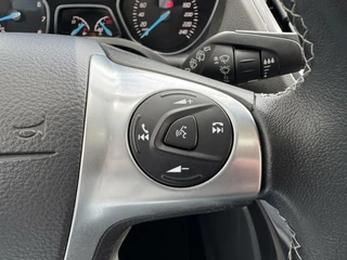 Ford Kuga Ford Kuga 1.5 Titanium Styling Pack | Pano | Navi | Stoel verw - afbeelding nr 10
