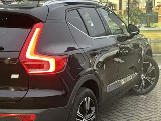 Volvo XC40 Volvo XC40 1.5 T5 Twin Engine Inscription Leer Dak 19