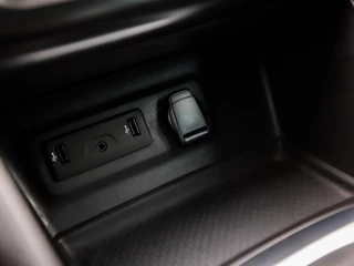 Renault Mégane Estate (APPLE CARPLAY, GROOT NAVI, CAMERA, BOSE AUDIO, LEDER, TREKHAAK, SPORTSTOELEN, KEYLESS, PARKEERSENSOREN, NIEUWE APK, NIEUWSTAAT) - afbeelding nr 27