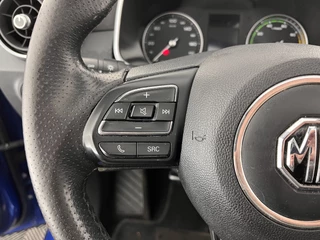 MG ZS EV MG ZS EV MG Luxury 45 kWh (INCL-BTW) *PANO | FULL-LEATHER | CCS-FASTLOADER | KEYLESS | NAVI-FULLMAP | ADAPTIVE-CRUISE | CAMERA | HEATED-SPORT-SEATS | CARPLAY | BLINDSPOT | DAB | LANE-ASSIST | 17