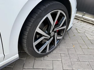 Volkswagen Polo Volkswagen POLO 2.0 TSI GTI|Pano|VirtualDash|Navi|Camera - afbeelding nr 13