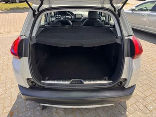 Peugeot 2008 Peugeot 2008 1.2 Allure *Clima*|PDC|Camera|Facelift|Cruise|Navi|NAP - afbeelding nr 17
