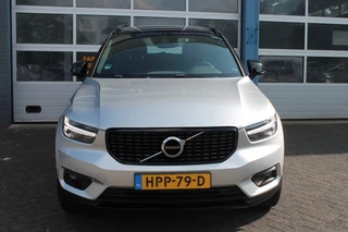 Volvo XC40 Volvo XC40 2.0 T4 AWD R-DESIGN Trekhaak afneembaar / stoel v en a incl stuurvw. - afbeelding nr 2