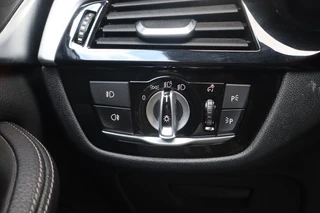 BMW 5 Serie BMW 5 Serie Touring 520i | Geen import | M Sport | Schuifdak | Trekhaak | Compleet - afbeelding nr 23
