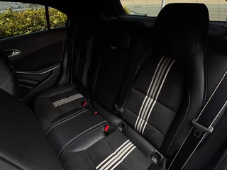 Mercedes-Benz A-Klasse Mercedes-Benz A-Klasse 200 157PK Motorsport Edit. AMG Pano Apple-Carplay Sfeer - afbeelding nr 12