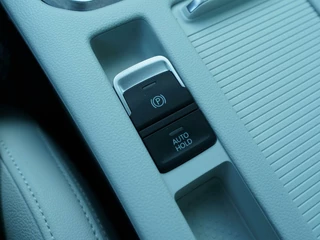 Volkswagen Passat Volkswagen Passat Variant 1.4 TSI PHEV 218pk GTE Highline | Leder | Panoramadak | 360 Camera | Virtual cockpit - afbeelding nr 40