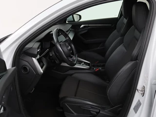 Audi A3 Audi A3 30 TFSI S edition | Carplay | Full LED |  Virtual Cockpit | Sportstoelen | Half leder | Getint glas | Climate control | Cruise control - afbeelding nr 4