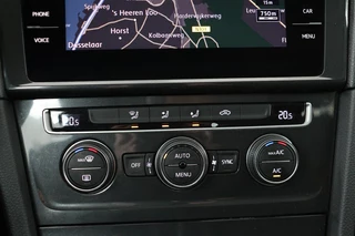 Volkswagen Golf Volkswagen Golf 1.6 TDI Comfortline | Carplay | Navigatie |  Adaptive cruise | Climate control | Parkeerhulp | Regen-/lichtsensor - afbeelding nr 12