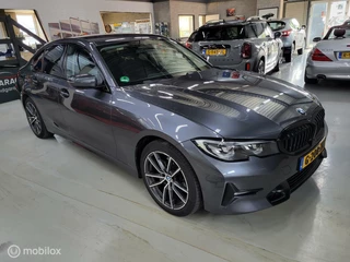 BMW 3 Serie BMW 3-serie 320i Executive Edition Aut./Digitaal dash/Nap! - afbeelding nr 15