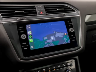 Volkswagen Tiguan Allspace Volkswagen Tiguan Allspace 1.5 TSI R-Line Sport 7 Persoons 150Pk Automaat (PANORAMADAK, VIRTUAL COCKPIT, APPLE CARPLAY, GROOT NAVI, CAMERA, SPORTSTOELEN, ZWART HEMEL, ADAPTIVE CRUISE, LED KOPLAMPEN, KEYLESS, NIEUWE APK, NIEUWSTAAT) - afbeelding nr 32