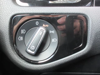 Volkswagen Golf Volkswagen Golf 2.0 TSI GTI Performance Aut Virtual Camera Carplay Pano - afbeelding nr 25
