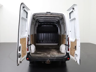 Renault Master | Navigatie | Camera | Betimmering | Trekhaak - afbeelding nr 4