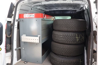 Ford Transit Connect Ford Transit Connect 1.0 Ecoboost 100 PK | Stoelverwarming | PDC V+A | Airco | Schuifdeur | Bluetooth | BPM Vrij | Nieuwe APK | Onderhoudsbeurt - afbeelding nr 25