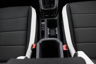 Volkswagen T-Roc Volkswagen T-Roc 1.5 TSI Sport | Virtual Cockpit | Camera | Navi | - afbeelding nr 30