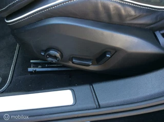 Volvo S60 Volvo S60 2.0 T5 R-Design Black Edition Camera Apple Carplay 19