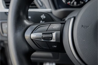 BMW X2 BMW X2 sDrive20i M-Sport High Ex Shadow Navi Trekhaak 19