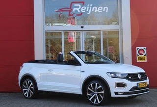 Volkswagen T-Roc Volkswagen T-Roc Cabrio 1.5 TSI 150PK AUTOMAAT R-LINE | VIRTUAL COCKPIT | STOEL/STUUR VERWARMING | 19