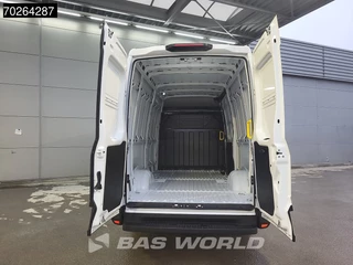 Iveco Daily Iveco Daily 35S18 3.0L Automaat L2H2 2025model ACC Navi Parkeersensoren L2 12m3 Airco - afbeelding nr 6