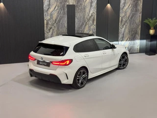 BMW 1 Serie BMW 1-serie 118i M-pack |PANO|SFEER|ALCANTARA|MEMORY - afbeelding nr 6
