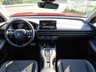 Honda ZR-V Honda ZR-V 2.0 e:HEV Sport VOORRAAD DEAL Dodehoekdetectie, Draadloze oplader , All-in Rijklaarprijs - afbeelding nr 3