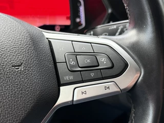 Volkswagen T-Cross Volkswagen T-Cross 1.0 TSI Life Climate/Cruise/Getint glas/Keyless entry/Virtuel cockpit/PDC/LED - afbeelding nr 11