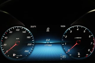 Mercedes-Benz C-Klasse Mercedes-Benz C-klasse 180 AMG Upgrade Edition | Stoelverwarming |  Carplay | Matrix LED | Sfeerverlichting | Leder/Alcantara | Navigatie | DAB | Cruise control | Park Assist - afbeelding nr 30