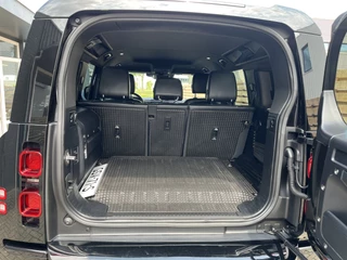 Land Rover Defender Land Rover Defender 110 2.0 P400e 110 X Dynamic 50% deal 43.475,- ACTIE 22 inch Urban / Meridian / Stoel verkoeling-verwarming / 360° camera / Stuur verwarming - afbeelding nr 38