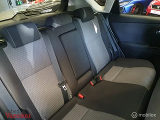Toyota Auris Toyota Auris 1.8 Hybrid Dynamic Go|Cam|Trekhaak|Cruise|Nav|NAP - afbeelding nr 20