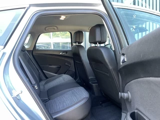 Opel Astra Opel Astra 1.4 Turbo Design Edition NAVIGATIE|TREKHAAK|CAMERA|CRUISE CONTROL|AIRCO|HALF LEER - afbeelding nr 22