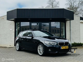 BMW 1 Serie BMW 1-serie 118i M Sport|PANO|CARPLAY|TREKHAAK| - afbeelding nr 2
