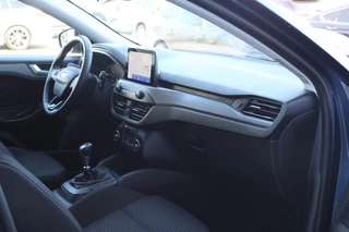 Ford Focus Ford Focus Wagon 1.0 EcoBoost Hybrid Titanium Style | Winter Pack | Camera | Navigatie | Cruise control | Privacy glass | NIEUW MODEL - afbeelding nr 12