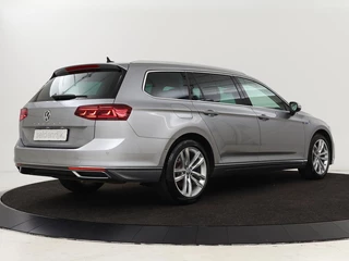 Volkswagen Passat Volkswagen Passat 1.4 TSI PHEV GTE Business | Adaptive cruise |  Camera | Carplay | Stoelverwarming | Massage | Navigatie | Full LED - afbeelding nr 38