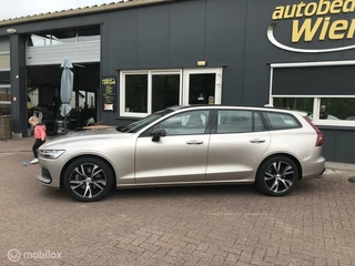 Volvo V60 Volvo V60 2.0 B3 Plus Dark - afbeelding nr 3